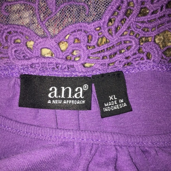 a.n.a. junior’s short sleeve top in purple - Picture 2 of 5